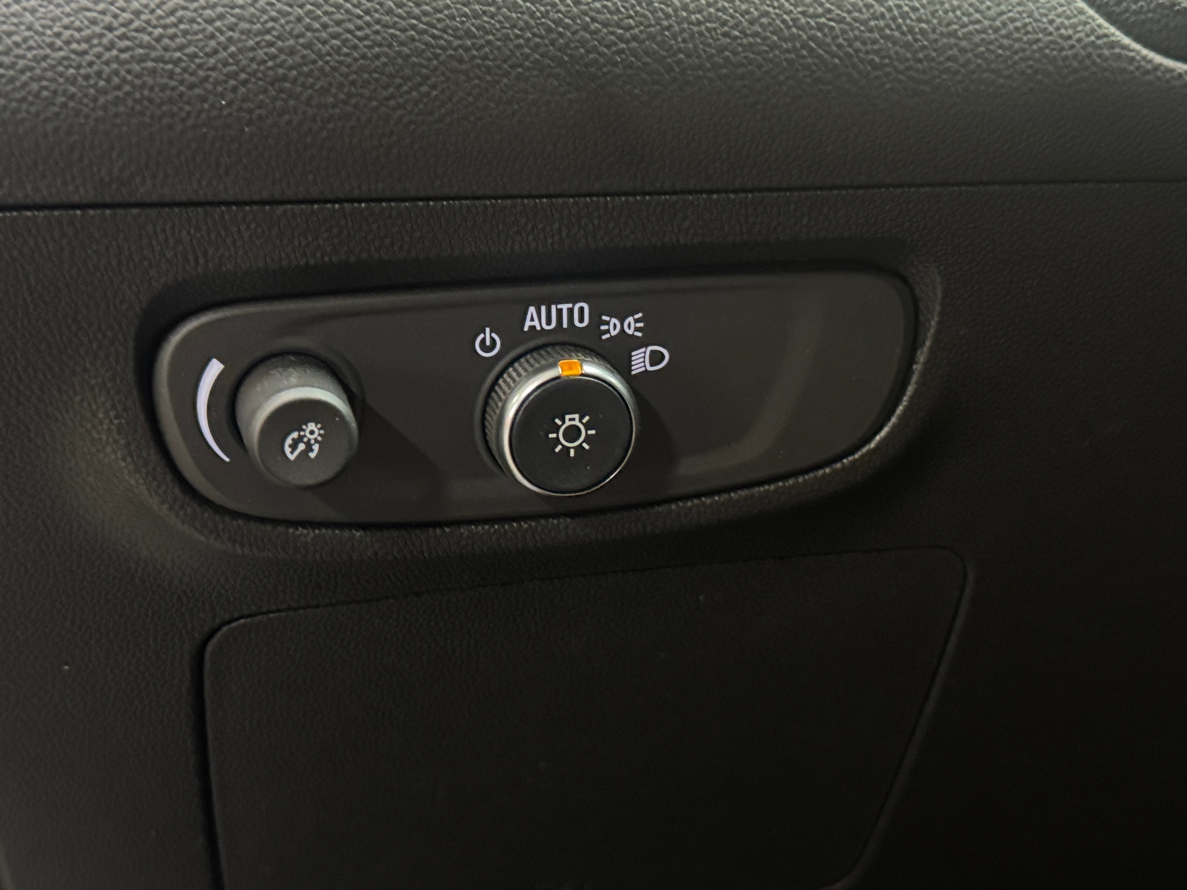 buick encore gx 2026 KL4AMDSL5TB001199 image buick encore gx 2026 KL4AMDSL5TB001199 image